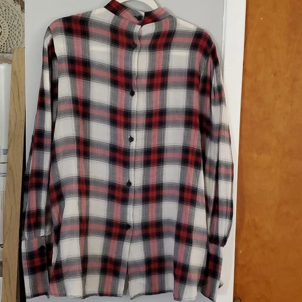 Zara Plaid Long Sleeve Women's Top. - Picture 4 of 4